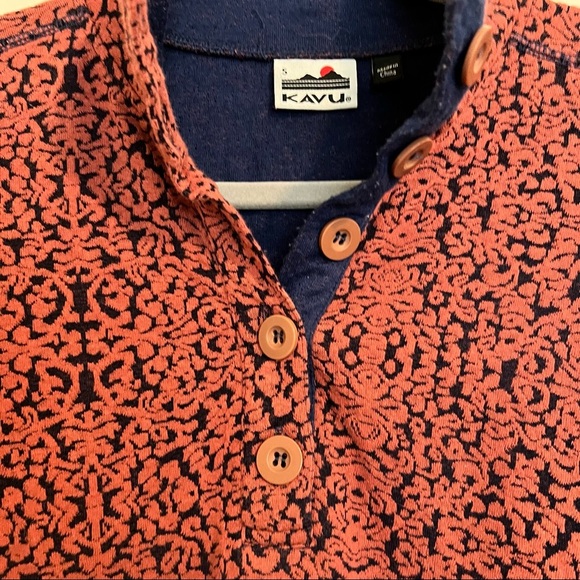 Kavu Long Sleeve Button Pullover Paisely Orange Blue Size Small - Picture 10 of 10
